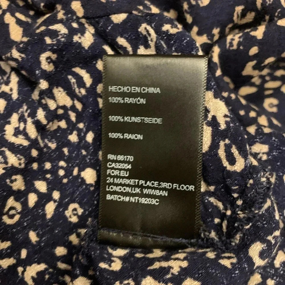UO Cropped Key Hole Twist Front Faux Wrap Navy Tan Cheetah Print Top Size S - Picture 7 of 7